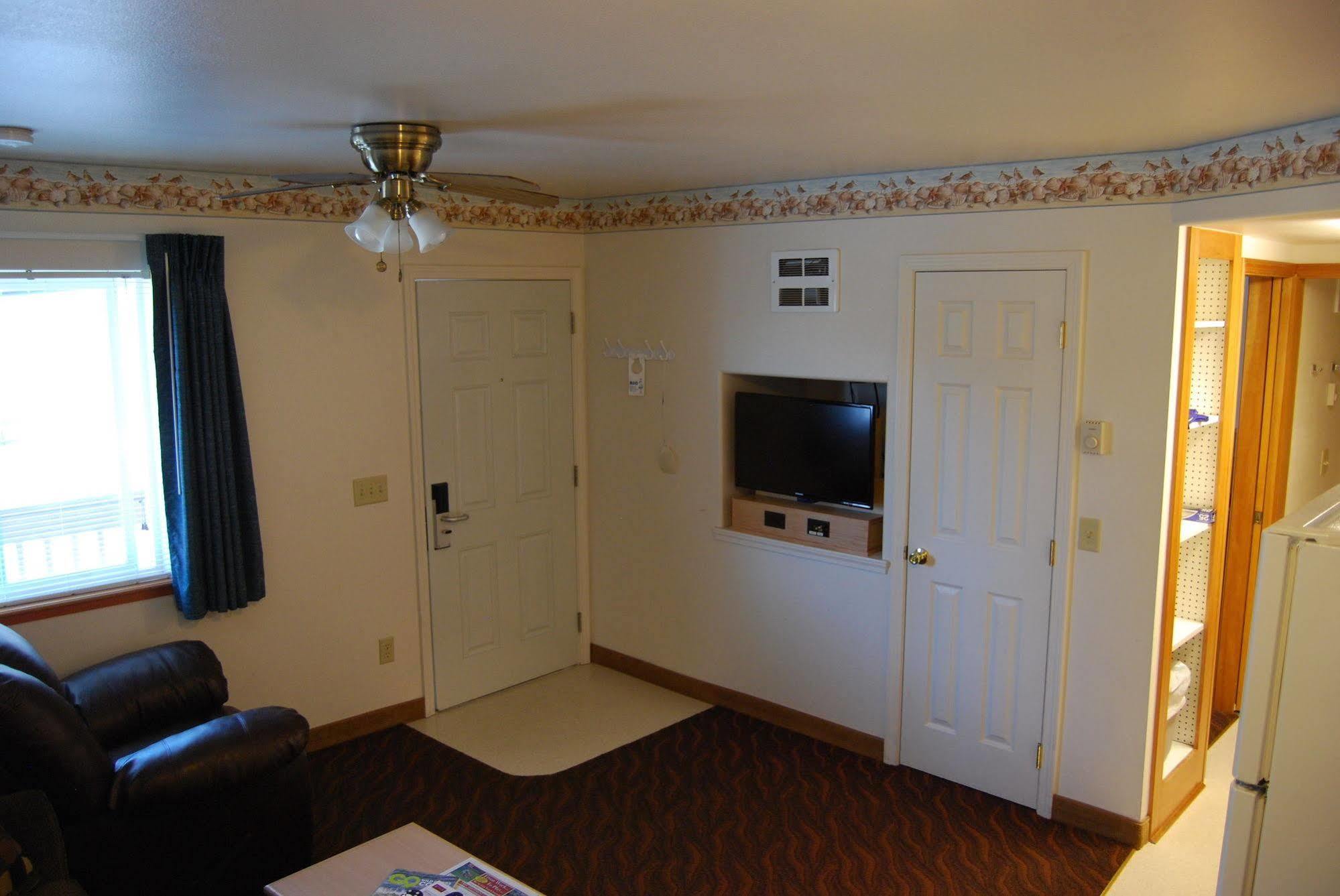Ocean Suites Motel Brookings Εξωτερικό φωτογραφία